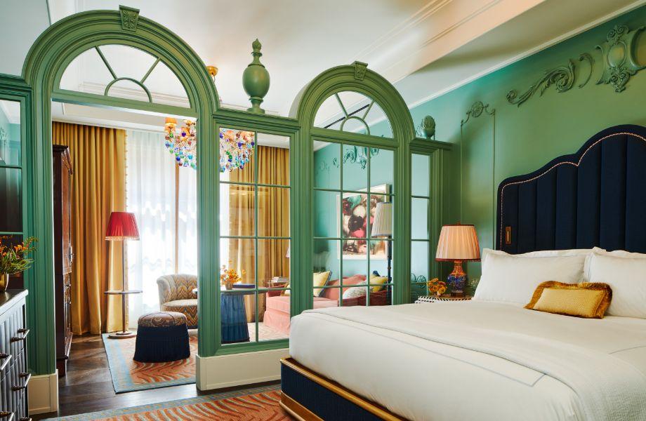 TheFifthAvenueHotel_room_Credit_William_Abranowicz